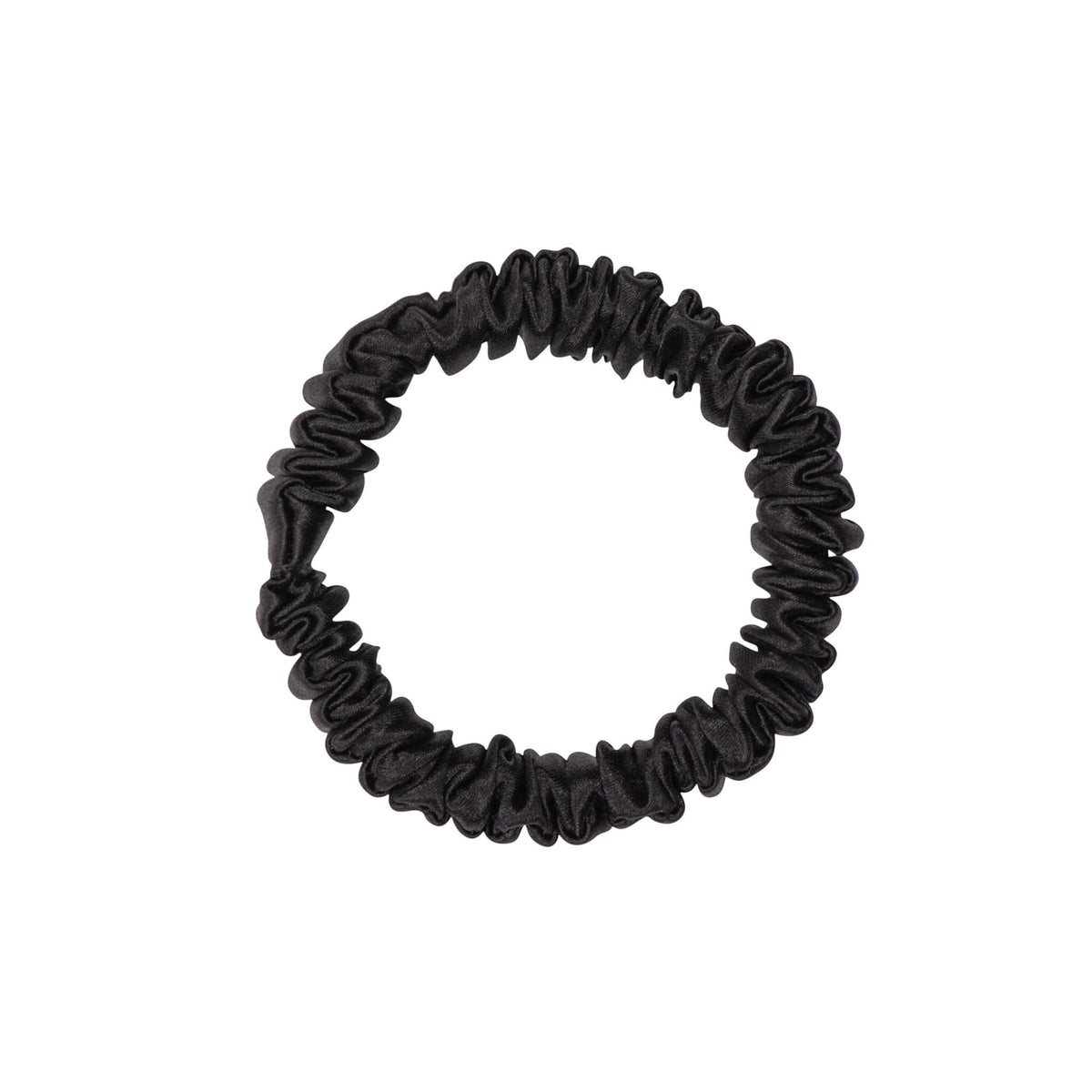 DREAMSILK scrunchie worn in the hair